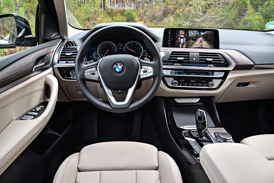 Торпедо BMW X3 xDrive30d xLine (G01) 2017 года  (WW) (фото 134 из 178)
